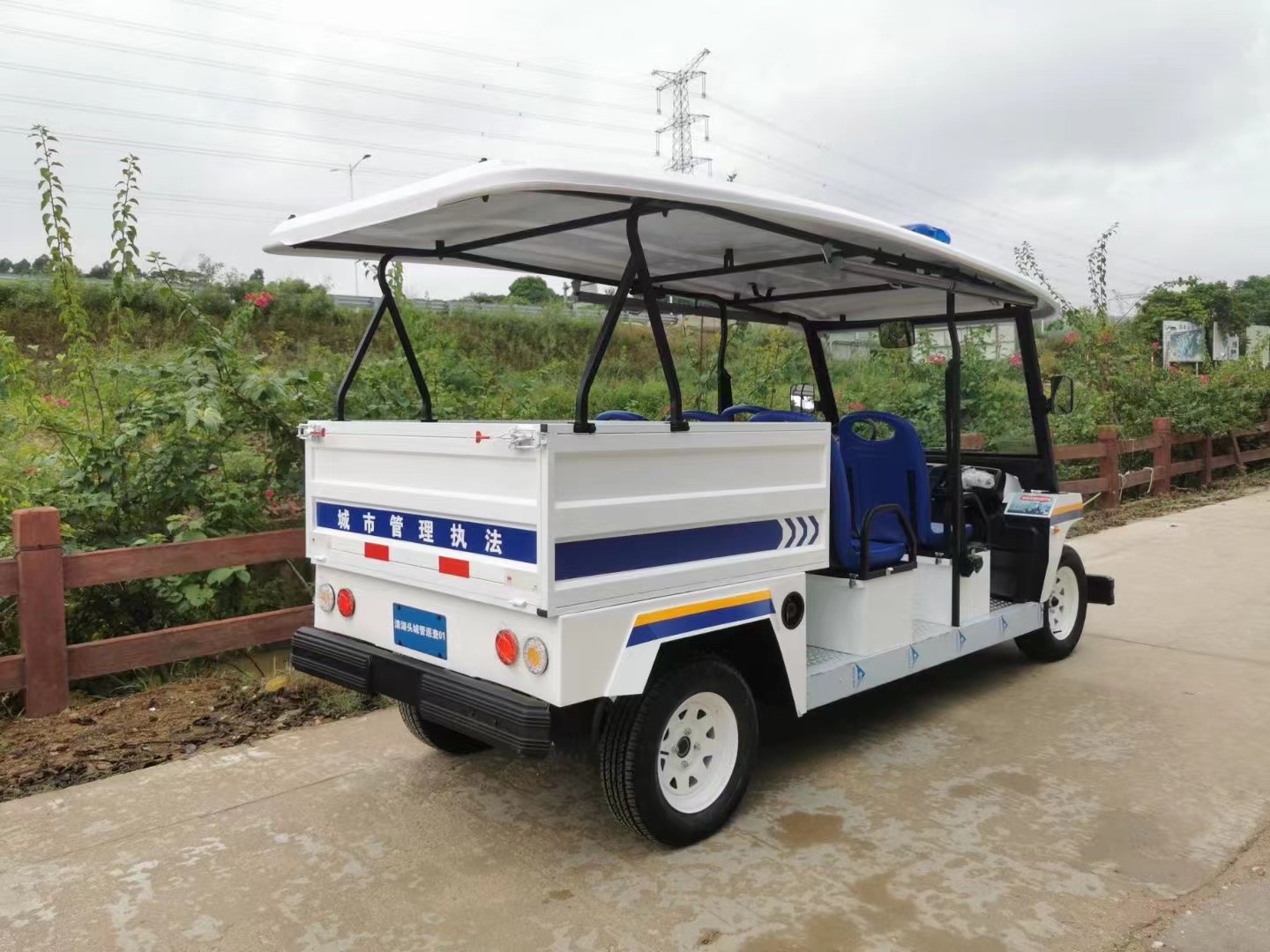 5座電動(dòng)巡邏車帶后斗